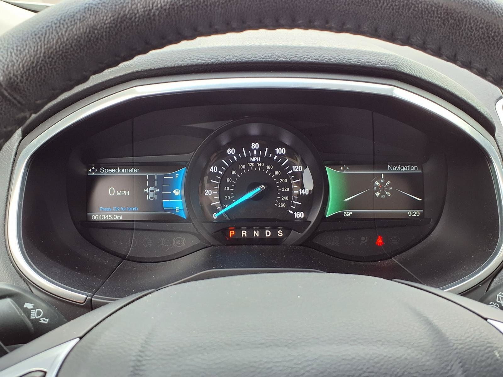 Used 2018 Ford Edge Titanium w/ Equipment Group 302A AWD/4WD image 18