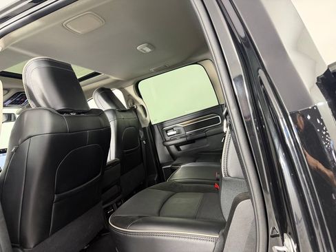 Used 2024 RAM 3500 Laramie AWD/4WD image 29