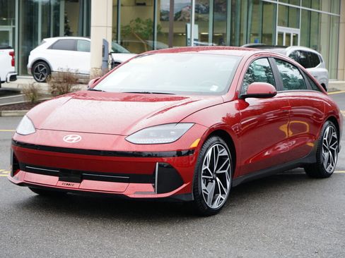 Used 2025 Hyundai Ioniq 6 SEL image 1