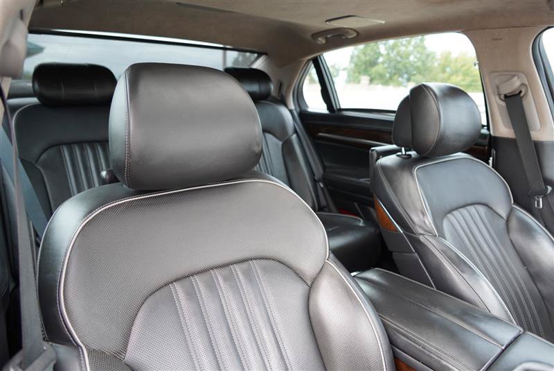 Used 2019 Genesis G90 5.0 Ultimate RWD image 91