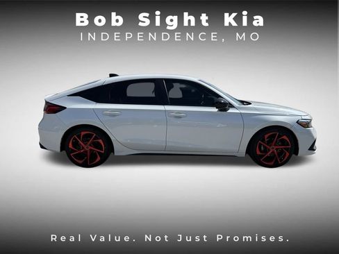 Used 2023 Honda Civic Sport image 13