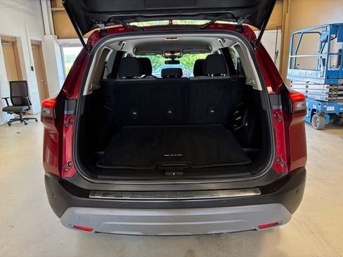 Used 2021 Nissan Rogue SV AWD/4WD image 22