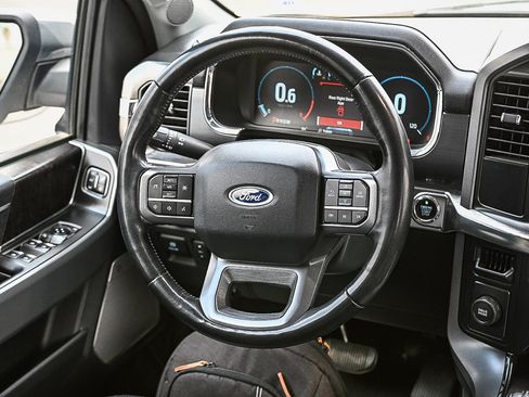 Used 2023 Ford F150 Lariat image 17