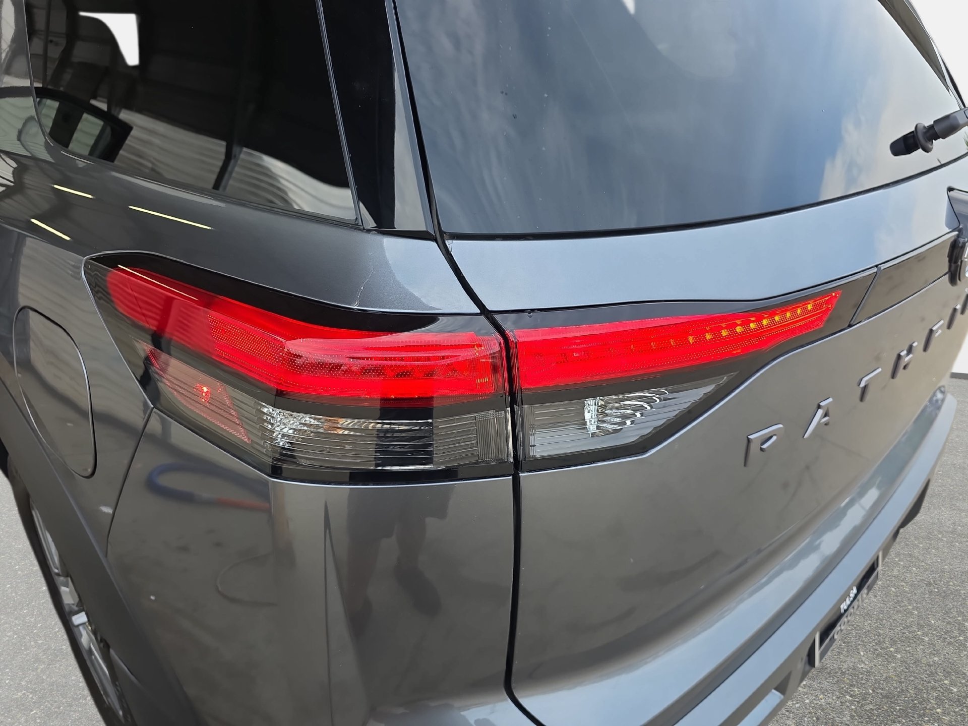 New 2026 Nissan Pathfinder SL w/ Cargo Package FWD image 32