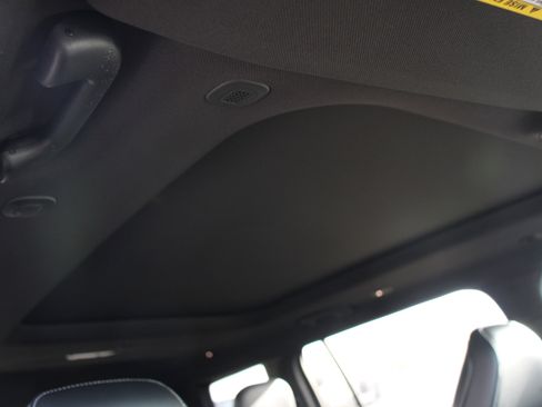 New 2025 Jeep Grand Cherokee L Limited image 30