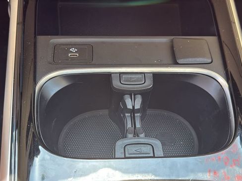 Certified 2026 Mercedes-Benz GLB 250 4MATIC image 36