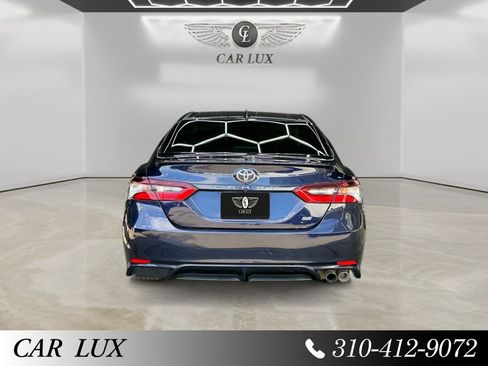 Used 2021 Toyota Camry SE image 4