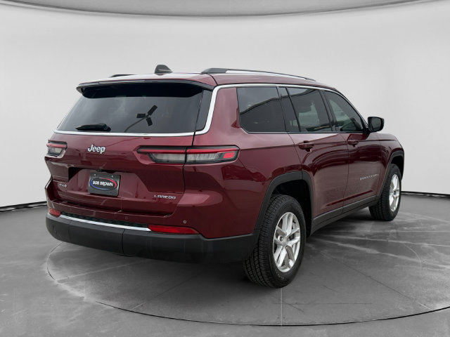 Used 2023 Jeep Grand Cherokee L Laredo AWD/4WD image 3
