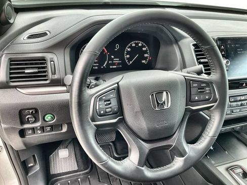 Used 2025 Honda Ridgeline RTL image 22