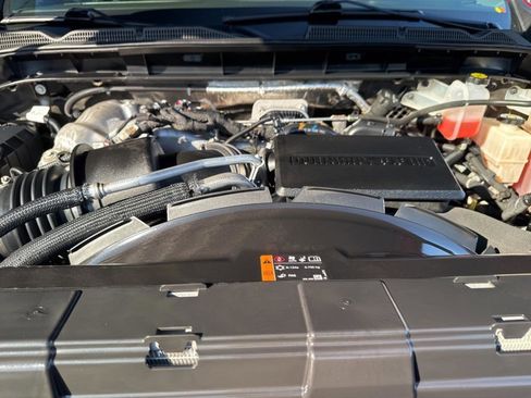 Used 2024 GMC Sierra 2500 SLT w/ SLT Premium Package image 40