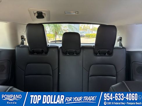 Used 2024 Nissan Pathfinder SL w/ SL Premium Package FWD image 26