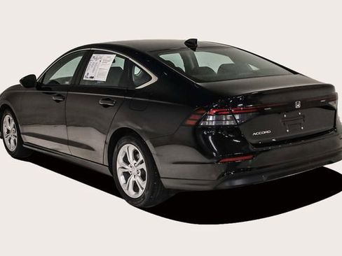 Used 2024 Honda Accord LX image 7