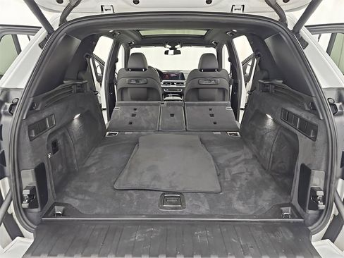 Used 2019 BMW X5 xDrive40i w/ Premium Package 2 image 18