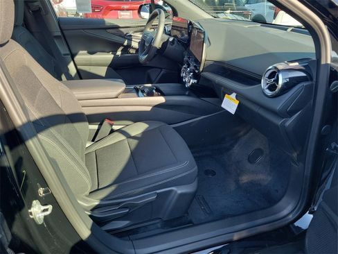 New 2026 Chevrolet Blazer EV LT image 11