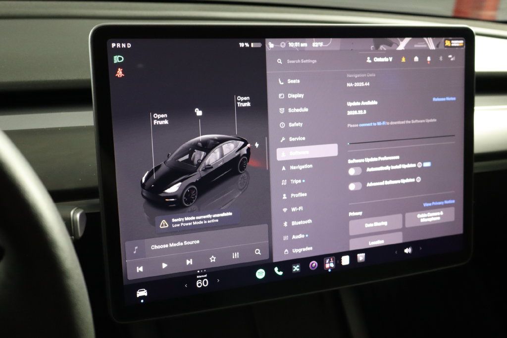 Used 2022 Tesla Model 3 Performance AWD/4WD image 36