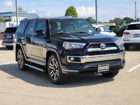 Used 2018 Toyota 4Runner Limited RWD image 3