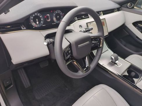 Used 2026 Land Rover Range Rover Evoque S AWD/4WD image 7