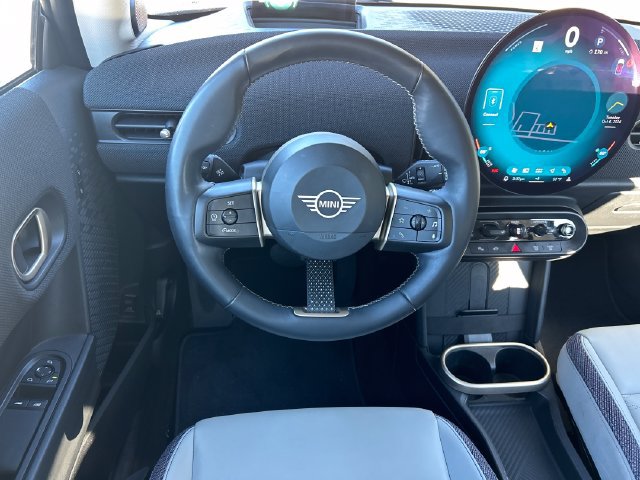 Used 2025 MINI Cooper S FWD image 17