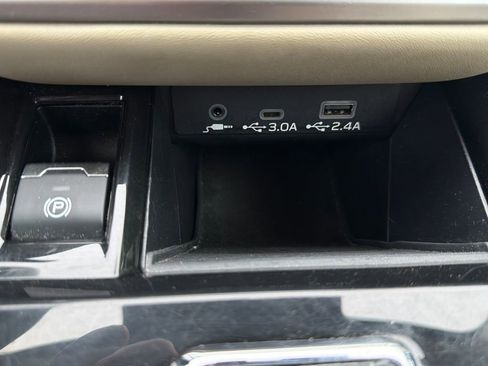 Certified 2024 Subaru Outback Premium AWD/4WD image 43