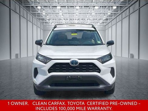Used 2022 Toyota RAV4 LE AWD/4WD image 2