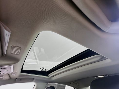 Used 2019 Lexus ES 350 image 24