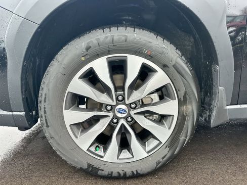 Certified 2025 Subaru Outback Limited image 19