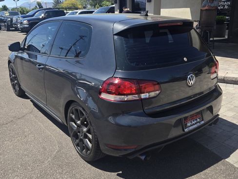 Used 2012 Volkswagen Golf 2-Door FWD image 7