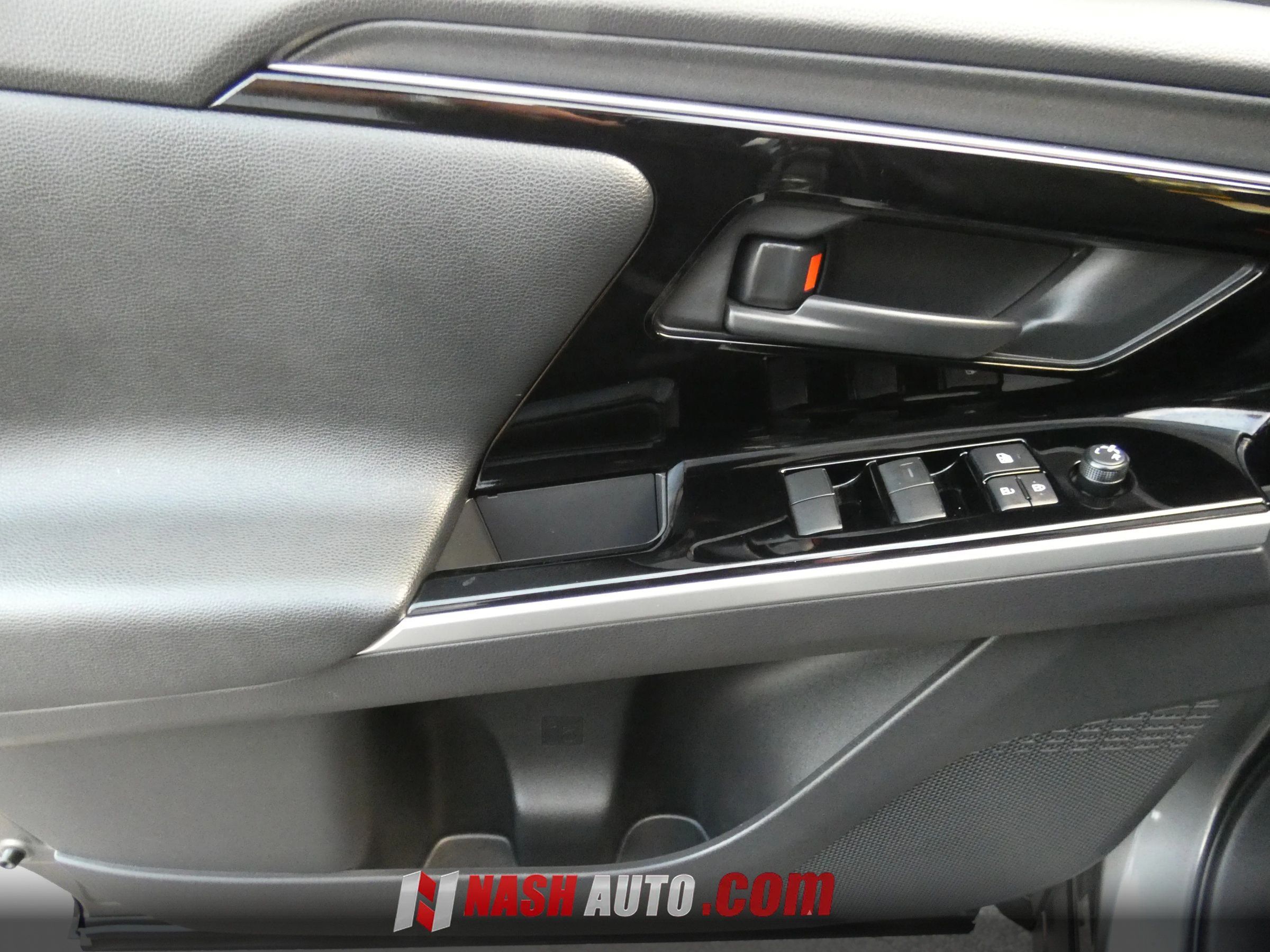 Used 2024 Toyota bZ4X AWD w/ Weather Package image 50