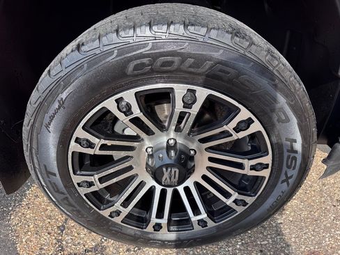 Used 2013 GMC Sierra 1500 SLE w/ SLE Preferred Package image 13