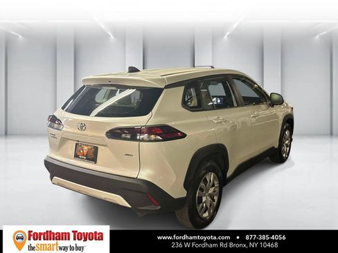 Used 2026 Toyota Corolla Cross L AWD/4WD image 7
