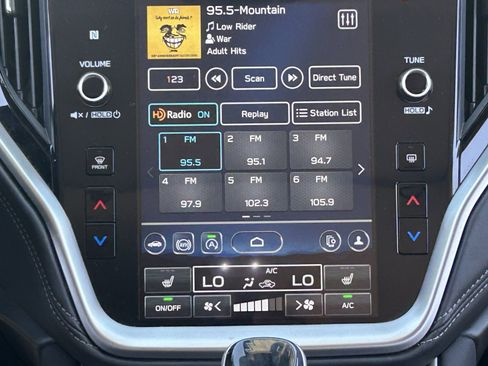 Used 2025 Subaru Outback Premium AWD/4WD image 21