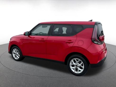 Used 2025 Kia Soul LX w/ LX Technology Package image 10