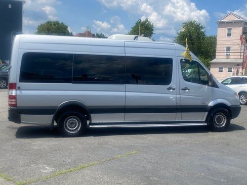 Used 2013 Mercedes-Benz Sprinter 2500 image 5