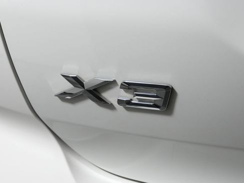 Certified 2024 BMW X3 xDrive30i w/ Premium Package image 39