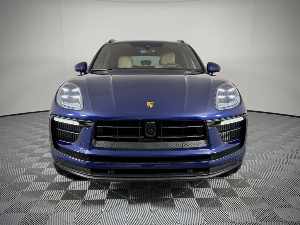 Certified 2026 Porsche Macan S AWD/4WD image 7