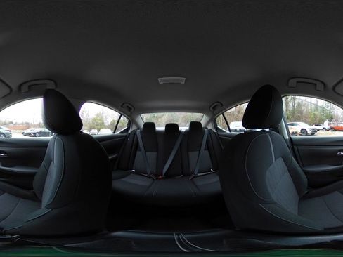 Used 2025 Nissan Sentra SV image 38