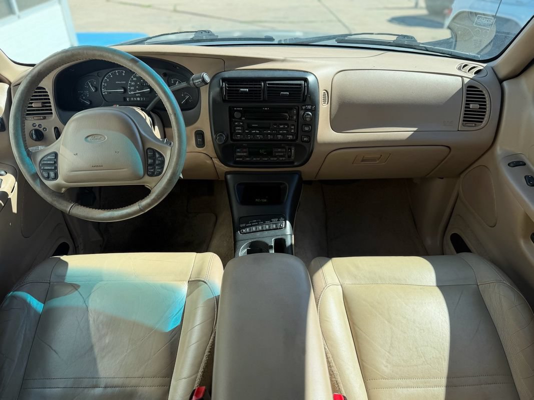 Used 2001 Ford Explorer Eddie Bauer AWD/4WD image 14