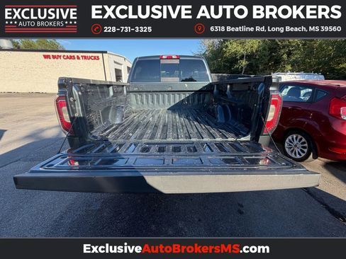 Used 2017 GMC Sierra 1500 SLT w/ SLT Premium Package image 45