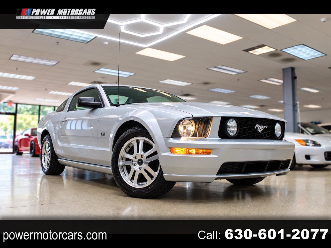 Used 2005 Ford Mustang GT RWD image 1