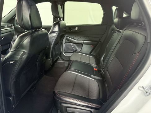 Used 2023 Ford Escape ST-Line image 34