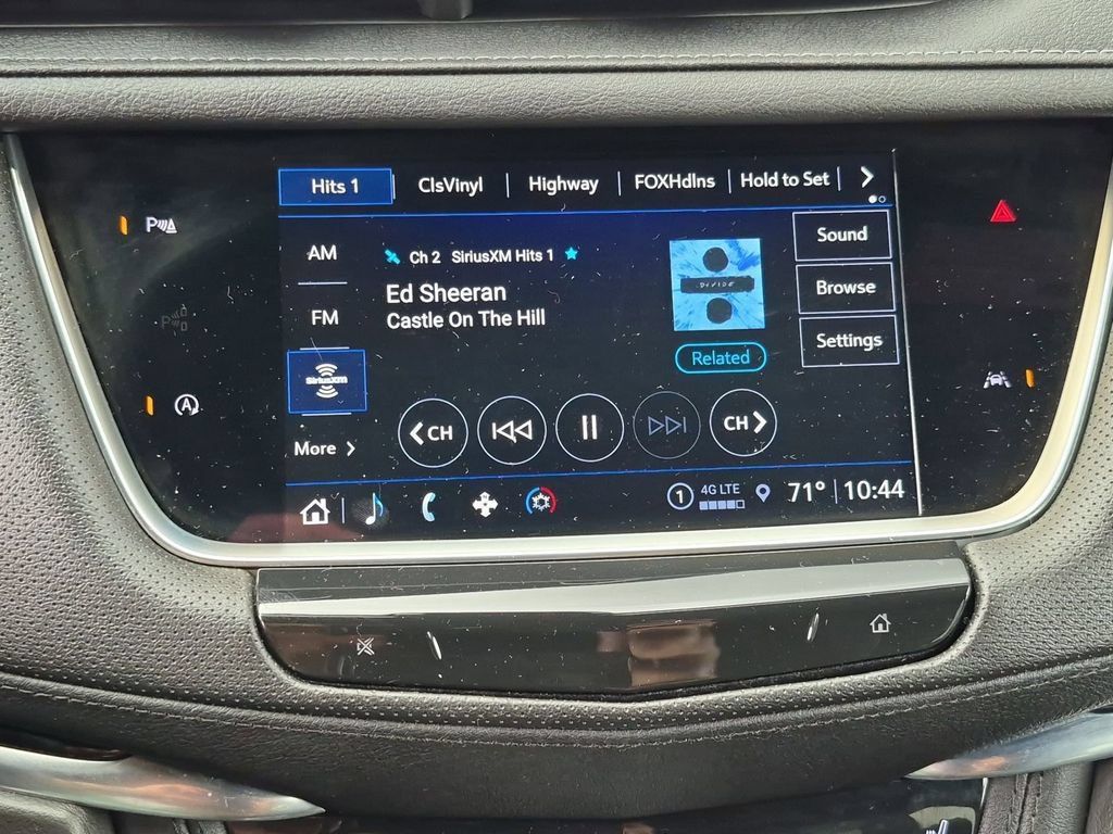 Certified 2023 Cadillac XT6 Luxury FWD image 5