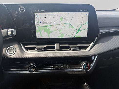 Used 2025 Chevrolet Equinox LT FWD image 19