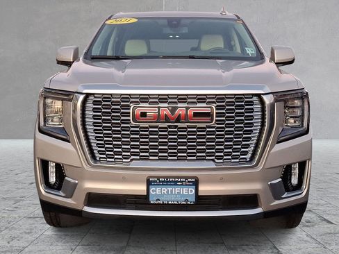 Certified 2021 GMC Yukon XL Denali image 3