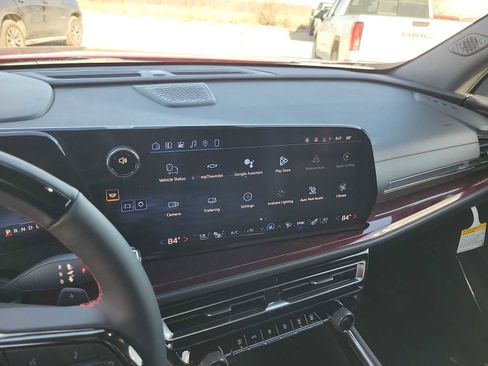 New 2026 Chevrolet Traverse RS w/ LPO, Floor Liner Package FWD image 24