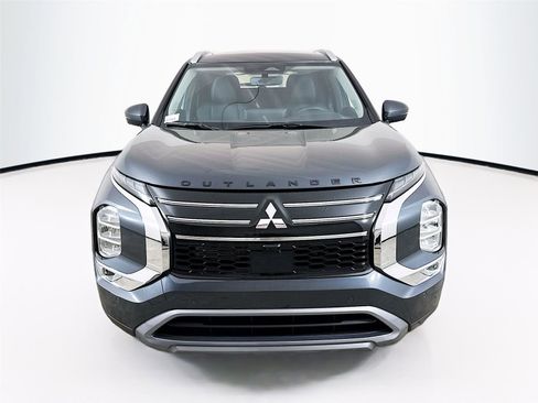 New 2026 Mitsubishi Outlander SEL image 6