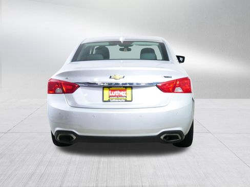 Used 2019 Chevrolet Impala Premier w/ Premier Convenience Package image 6