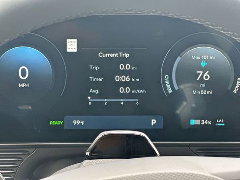 New 2025 Hyundai Ioniq 5 SEL image 41