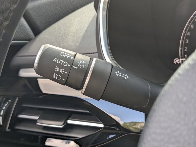 Used 2026 Acura MDX w/ Technology Package AWD/4WD image 32