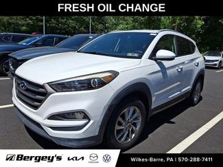 Used 2016 Hyundai Tucson SE w/ Option Group 02 AWD/4WD video 1