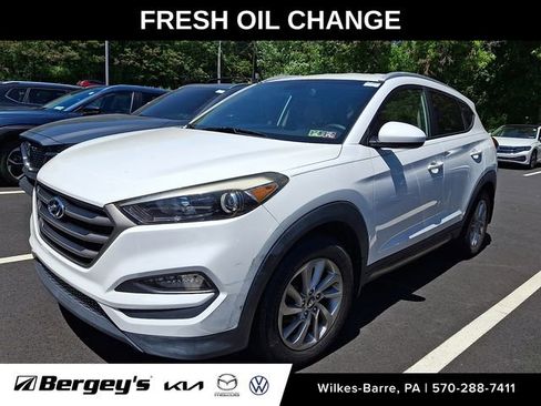 Used 2016 Hyundai Tucson SE w/ Option Group 02 AWD/4WD image 1